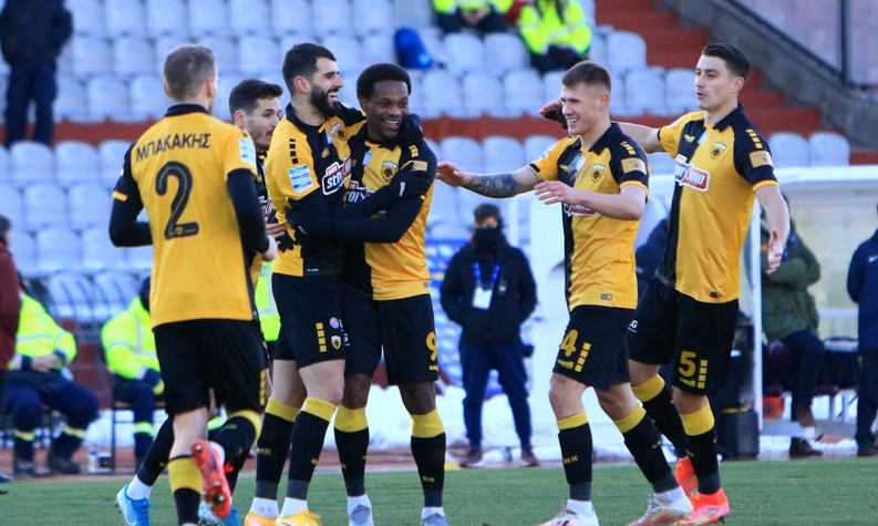 ΑΕΚ: Βραβεύσεις για Σιμάνσκι και Λιβάι Γκαρσία (videos+photos)