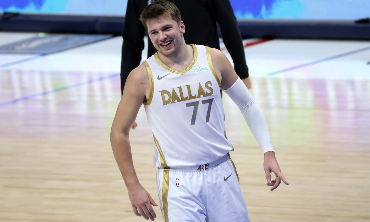 NBA: Η μαγική εμφάνιση του Ντόντσιτς απέναντι στους Τζαζ (video)