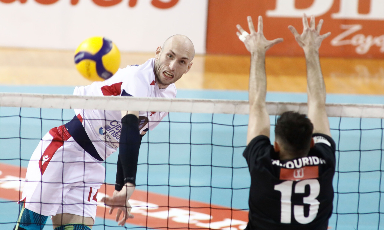 Volley League: Ο Φοίνικας Σύρου πέρασε από την Πυλαία, 1-3 τον ΠΑΟΚ (video)