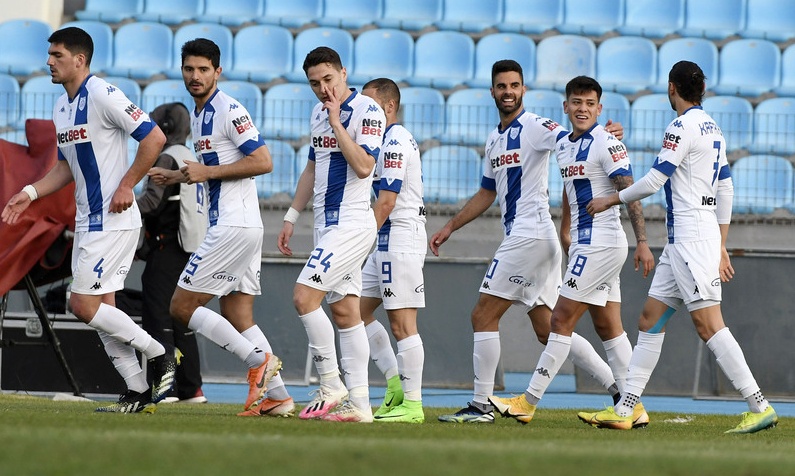 Γιαννίκης: «Δεχθήκαμε δύο κρύα γκολ» (video+photos)