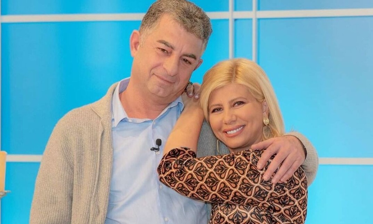 Ζήνα Κουτσελίνη: Η νέα συγκινητική φωτογραφία με τον Γιώργο Καραϊβάζ να χορεύει ζεϊμπέκικο