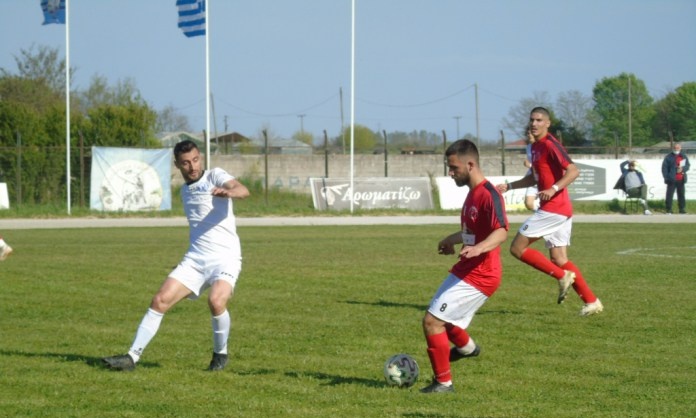 Γ’ Εθνική: Απίθανα σκηνικά με ξύλο και «ντου» από πρόβατα στο γήπεδο (photos)