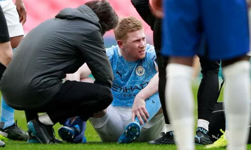 Γκουαρντιόλα: «Δεν μοιάζει καλός ο τραυματισμός του Ντε Μπρόινε»