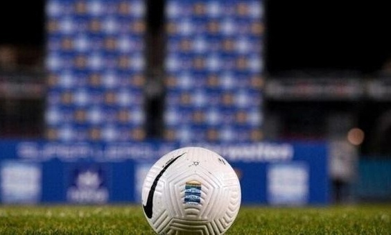Super League 1: Χαμός στην ουρά