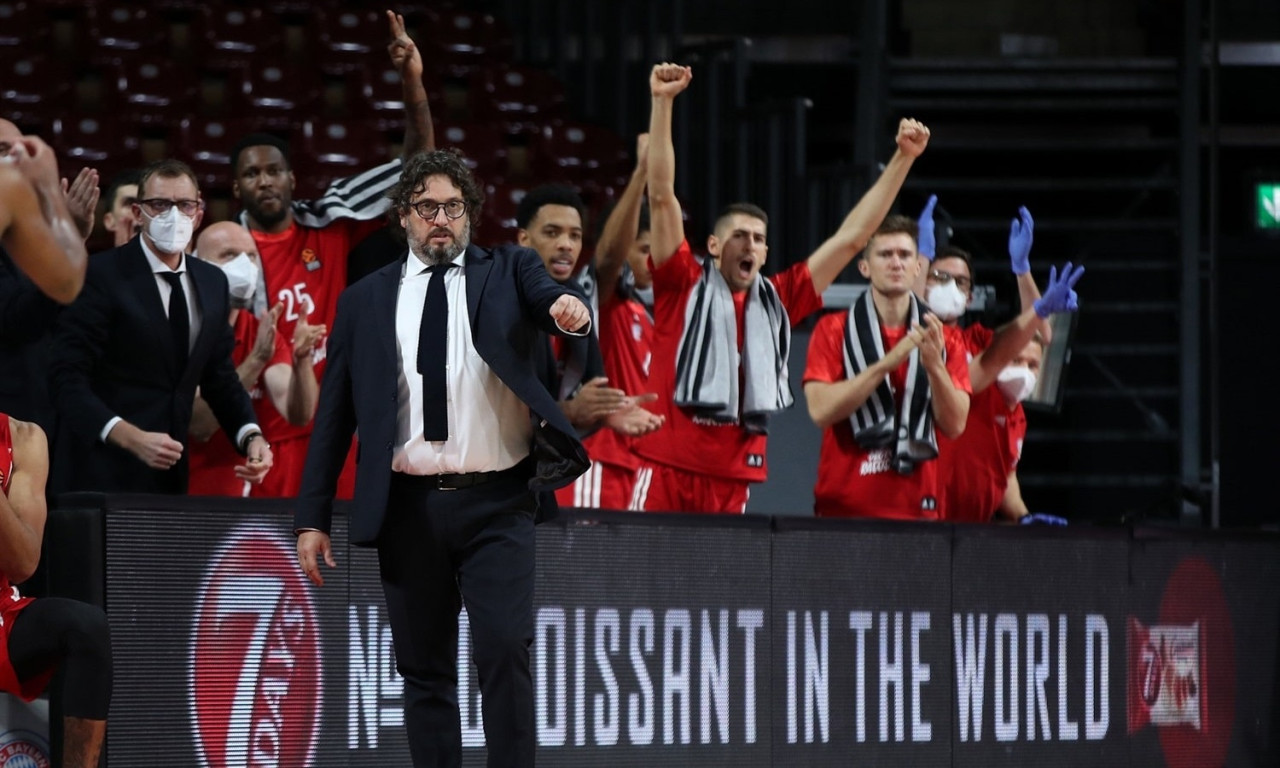 Μπάγερν Μονάχου: Η... τιμή του Τρινκιέρι και οι ατάκες για την Αρμάνι