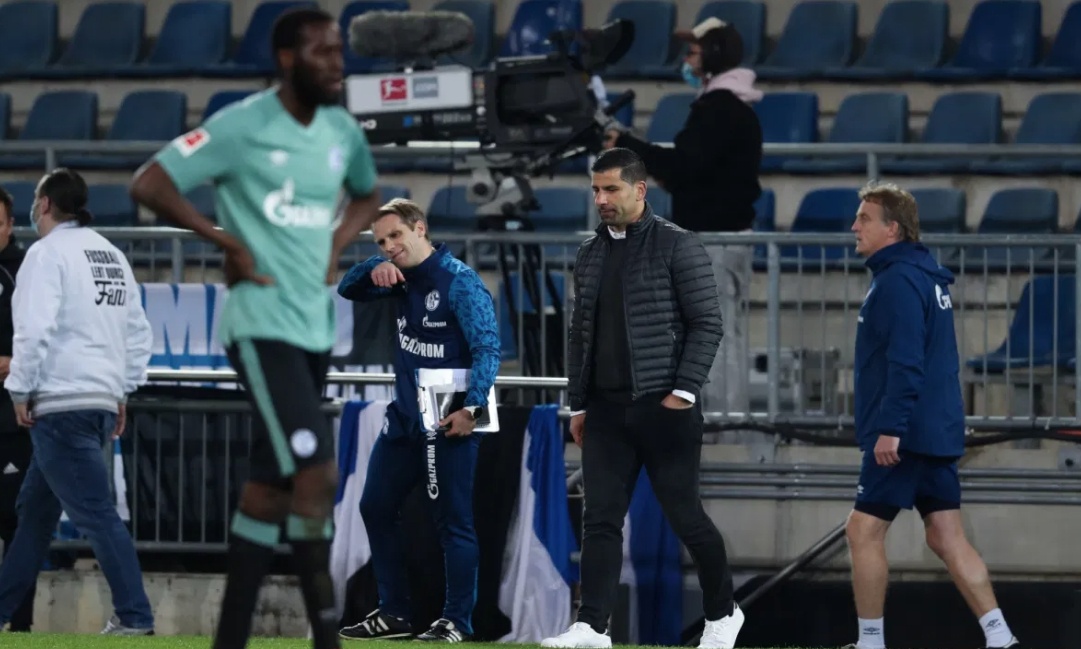 Γερμανία: Χάος στη Σάλκε - Επίθεση οπαδών στους παίκτες για τον υποβιβασμό