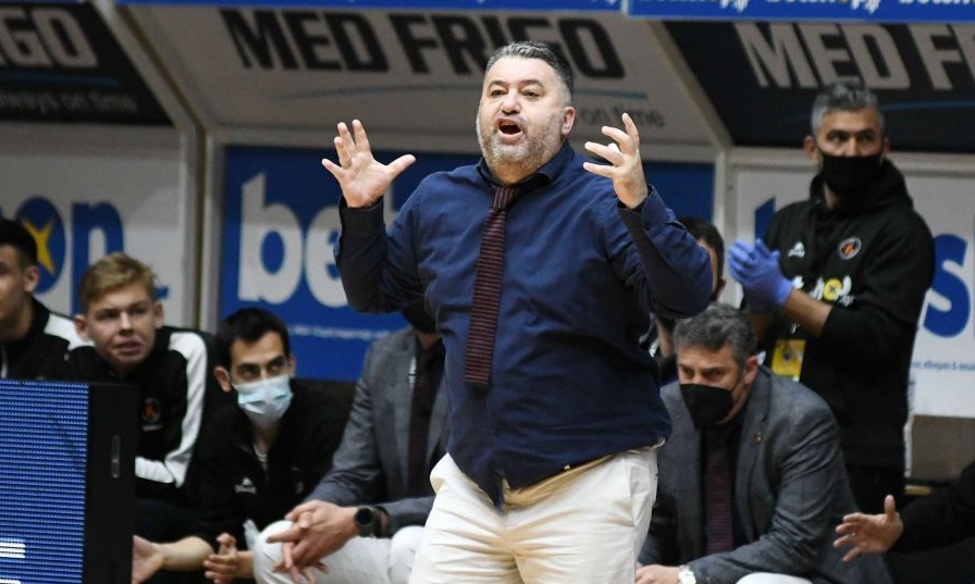 Γιατράς: «Μας έβαλε μεγάλα σουτ ο Σαντ Ρος με δική μου ευθύνη»