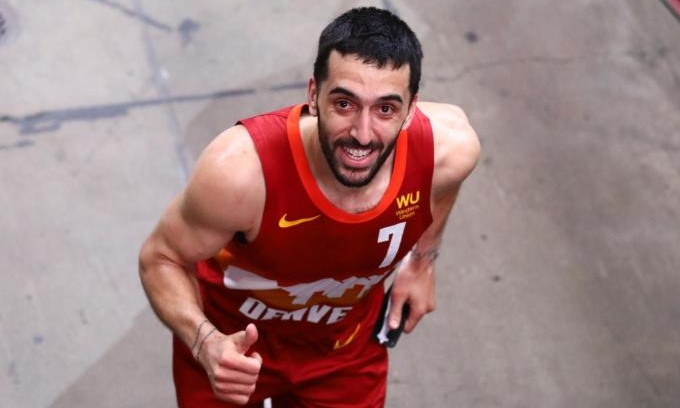 NBA: Η απίθανη βραδιά του Φακούντο Καμπάτσο (video)