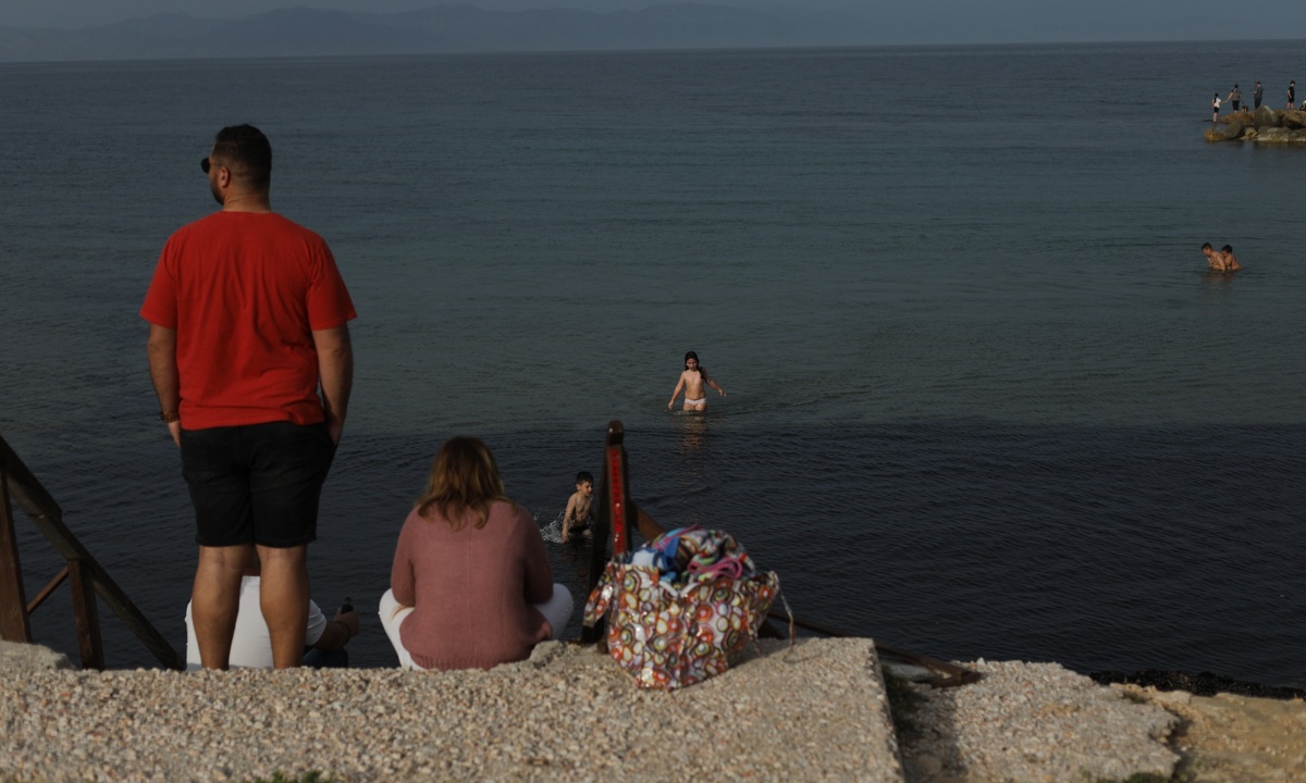 Πάσχα με θερμοκρασιακά ρεκόρ - Στους 38 βαθμούς η Κρήτη - Τι καιρό θα κάνει αύριο Δευτέρα του Πάσχα
