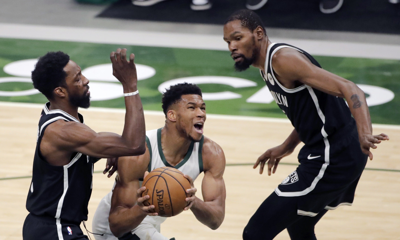 NBA: Νέα νίκη Μπακς επί των Νετς με μυθικό Αντετοκούνμπο (videos)