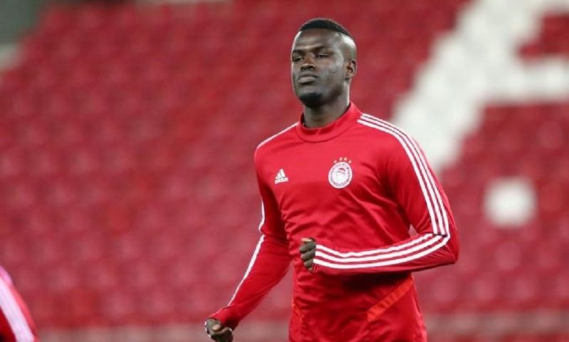 Ολυμπιακός: Χειρουργείο για Μπα