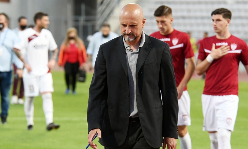 ΝΠΣ Βόλος-ΑΕΛ: Περίλυπος ο Φέστα ζήτησε συγγνώμη (video+photos)