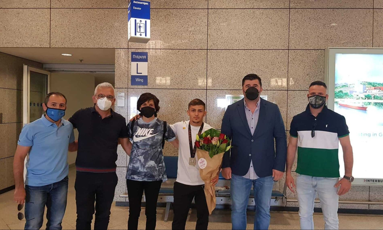 Επέστρεψε στην Αθήνα ο... Ολύμπιος Πιλίδης