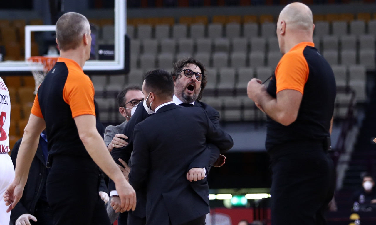 Έπαθε... Λουτσέσκου o Τρινκιέρι - Απίθανη δήλωση για τη Euroleague