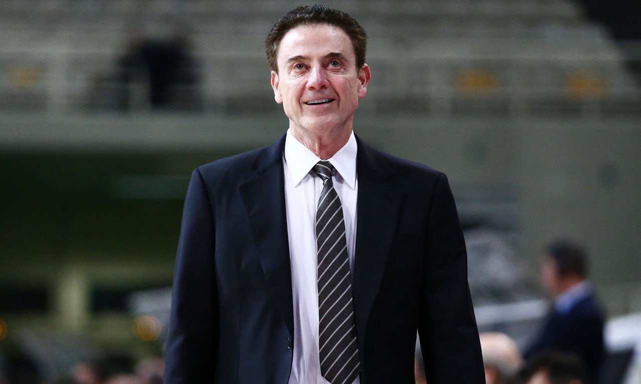 Σχόλιο «φωτιά» του Πιτίνο για Έλληνα άσο στο ΑΕΚ - Παναθηναϊκός ΟΠΑΠ: «Δεν τον αναγνωρίζω»