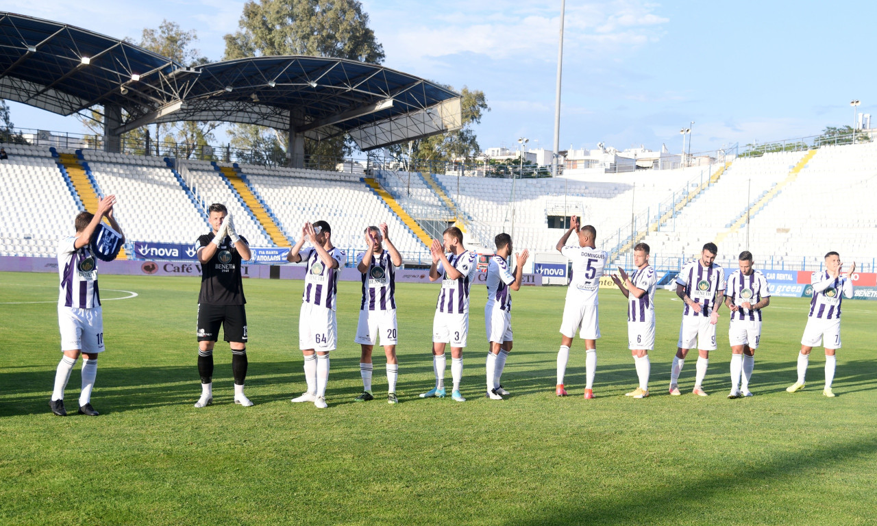 Απόλλων Σμύρνης: Διακοπές οι παίκτες, επαφές η διοίκηση