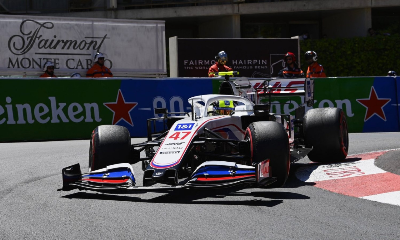 Formula 1: Σφοδρό ατύχημα για Σουμάχερ (photos)