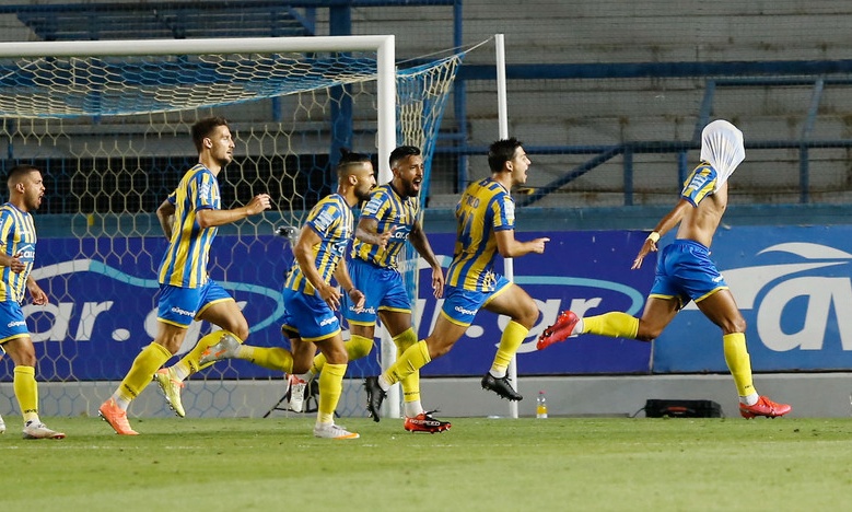 Παναιτωλικός-Ξάνθη: Η συγγνώμη του Δέλλα και ο λόγος της αποβολής του! (video+photos)