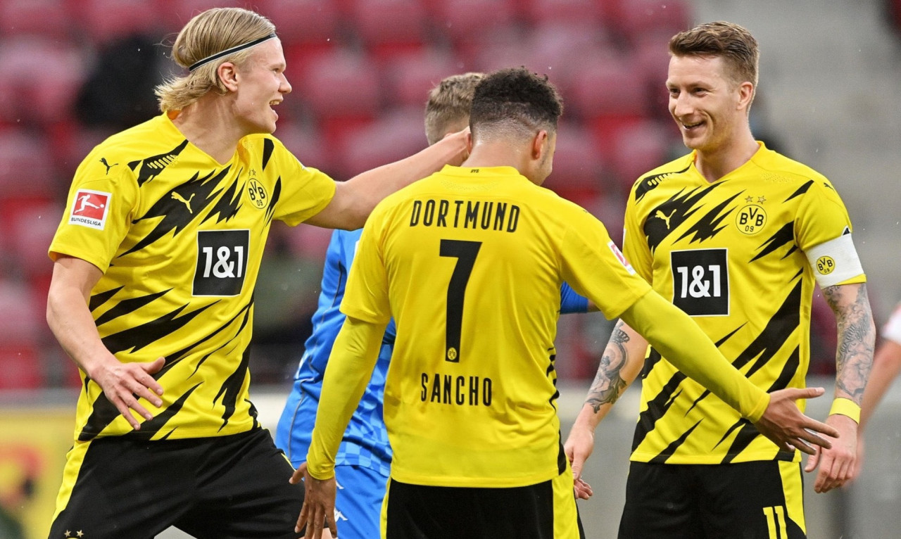 «Πόλεμος» Μάντσεστερ Γιουνάιτεντ και Τσέλσι για διεθνή άσο! (video+photos)