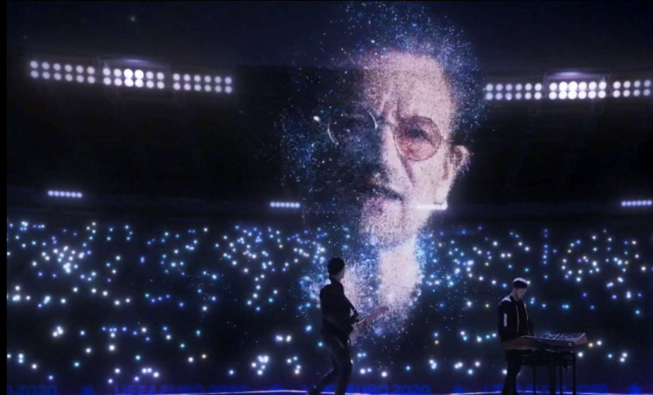 Euro 2020: Το… ολόγραμμα του Μπόνο! (Video+Photos)