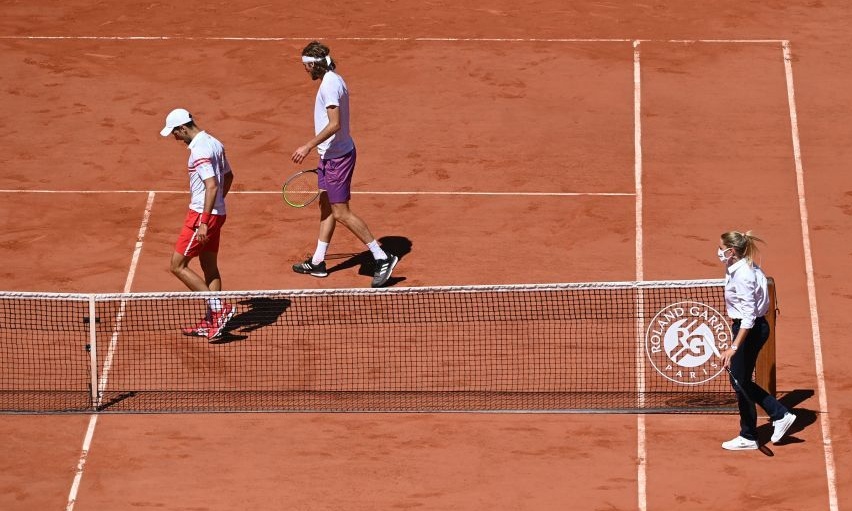 Αποθέωσε τον Τσιτσιπά ο Τζόκοβιτς κι έστειλε μήνυμα στους Έλληνες (video)