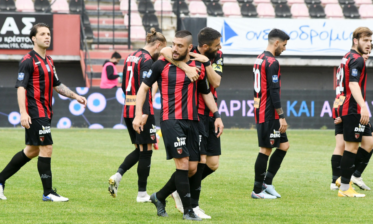 Παναχαϊκή: Προσφυγές από Αραβίδη, Μπρους