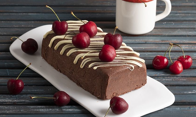 Άκης Πετρετζίκης: Μαρκίζ σοκολάτας