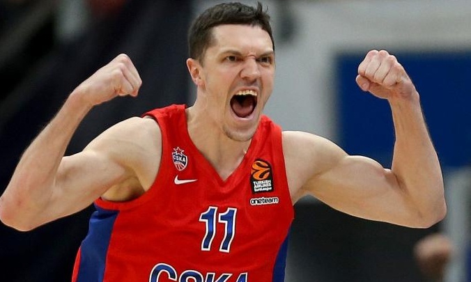 ΤΣΣΚΑ: Νέο τριετές συμβόλαιο με Αντόνοφ