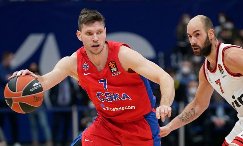 ΤΣΣΚΑ Μόσχας: «Έδεσε» Ούχοφ