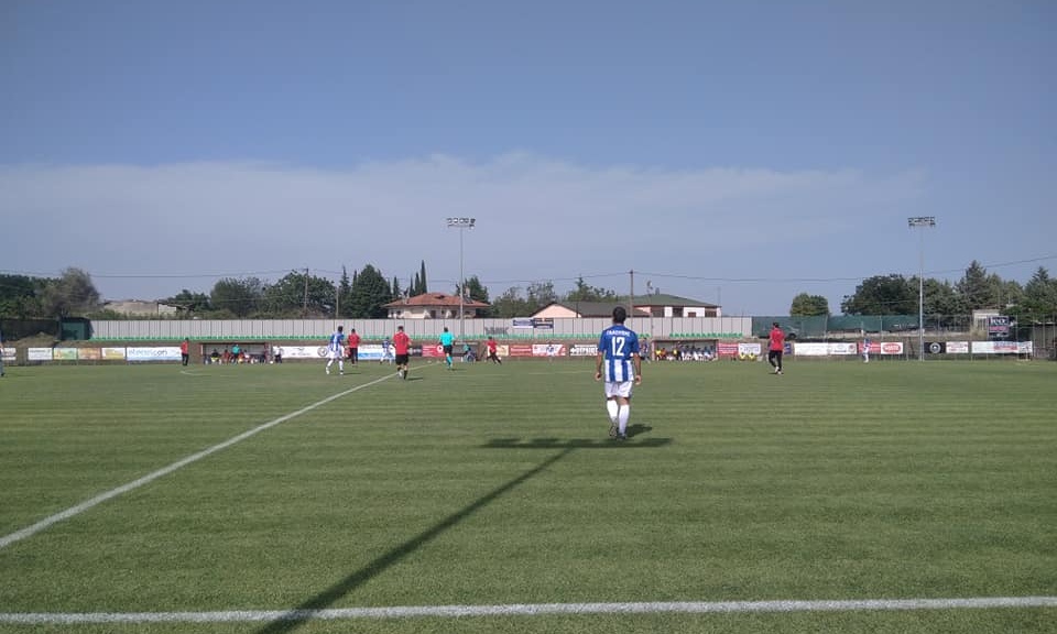 Football League: Μοιρασιά στο ντέρμπι παραμονής