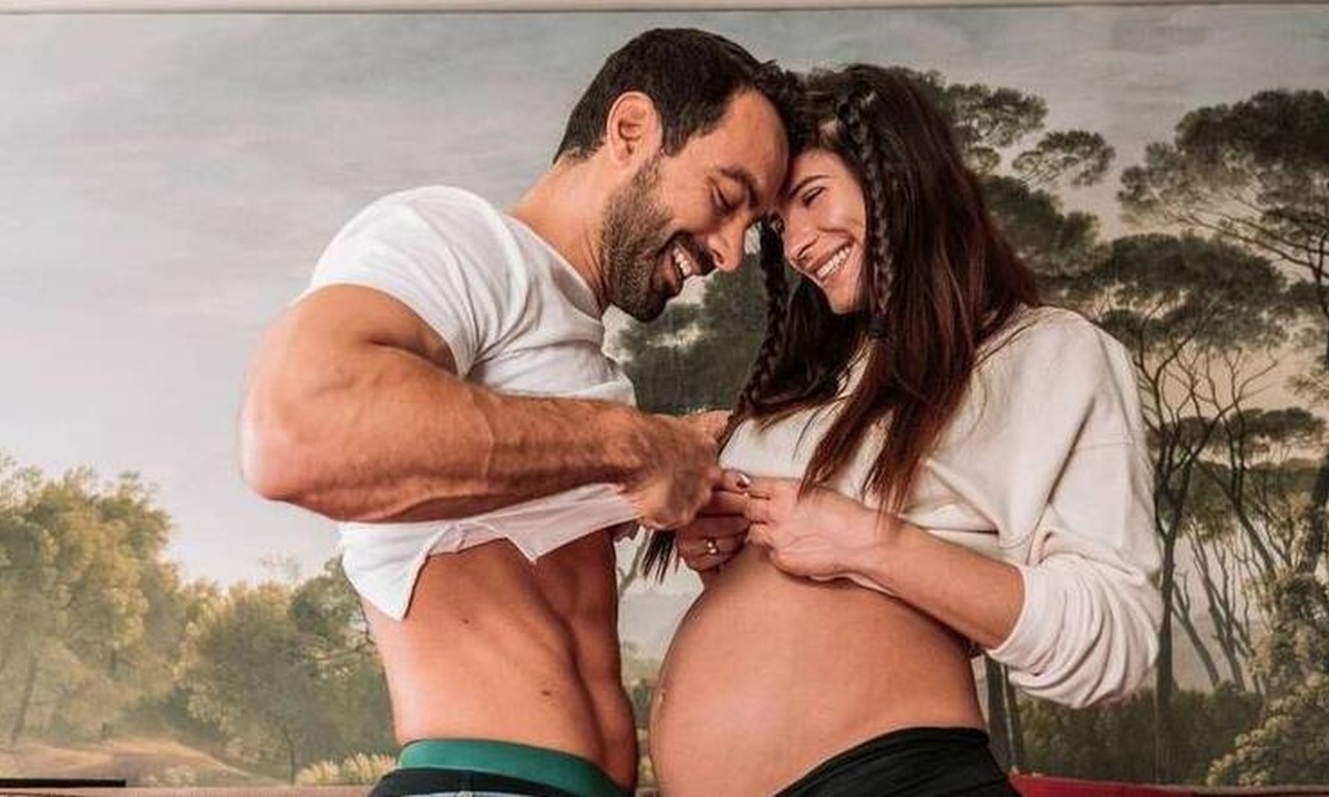 Τανιμανίδης: Πολλοί το είδαν αλλά λίγοι το πρόσεξαν! Το επικό hashtag για τις δίδυμες κόρες του