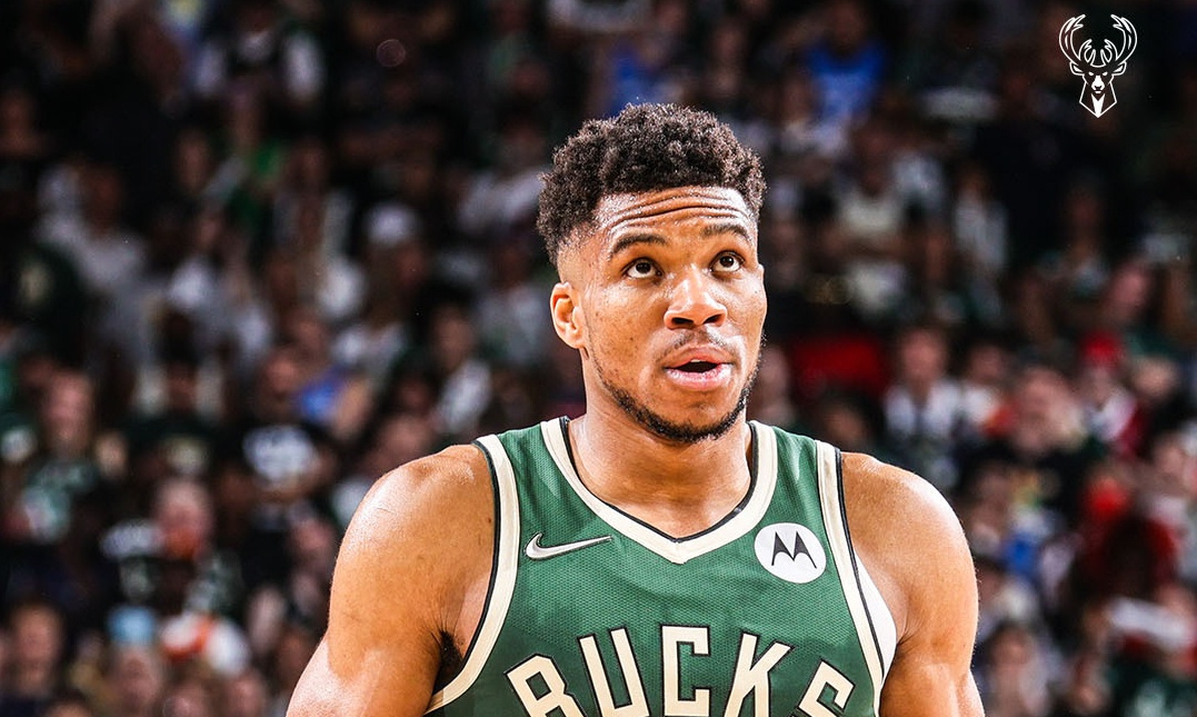 Μιλγουόκι Μπακς: Χωρίς Giannis απόψε κόντρα στους Χοκς