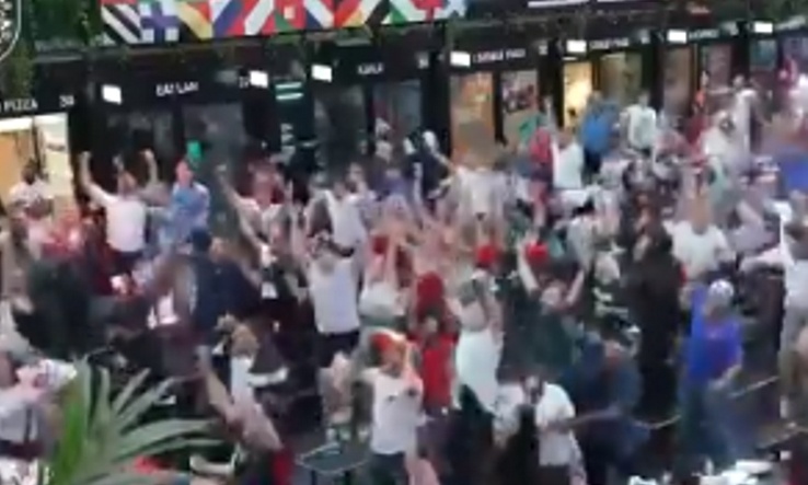 Euro 2020: «Τρελάθηκαν» οι Άγγλοι στην ισοφάριση - Επική αντίδραση μετά το αυτογκόλ