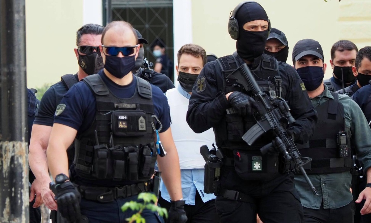 Γλυκά Νερά: Νέες αποκαλύψεις για τον δολοφόνο - Το νέο σενάριο και το τρίτο πρόσωπο που ερευνάται