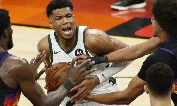 NBA: Πίστη για ανατροπή από Αντετοκούνμπο (photos)