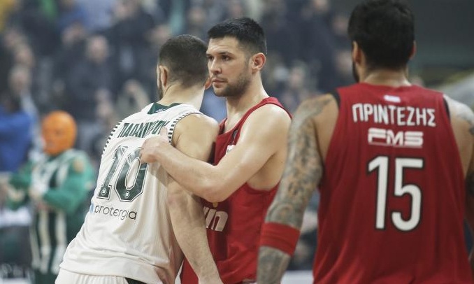 Ανακοίνωση 33 διεθνών παικτών: «Θα μας βρουν απέναντι τους»