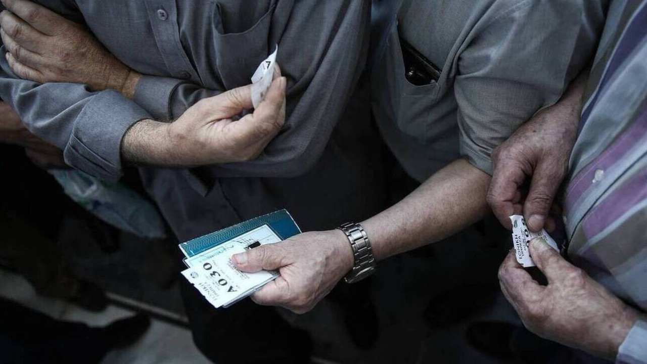 Με εξαγορά ή αναγνώριση πλασματικών ετών νωρίτερα στη σύνταξη - Ποιους αφορά