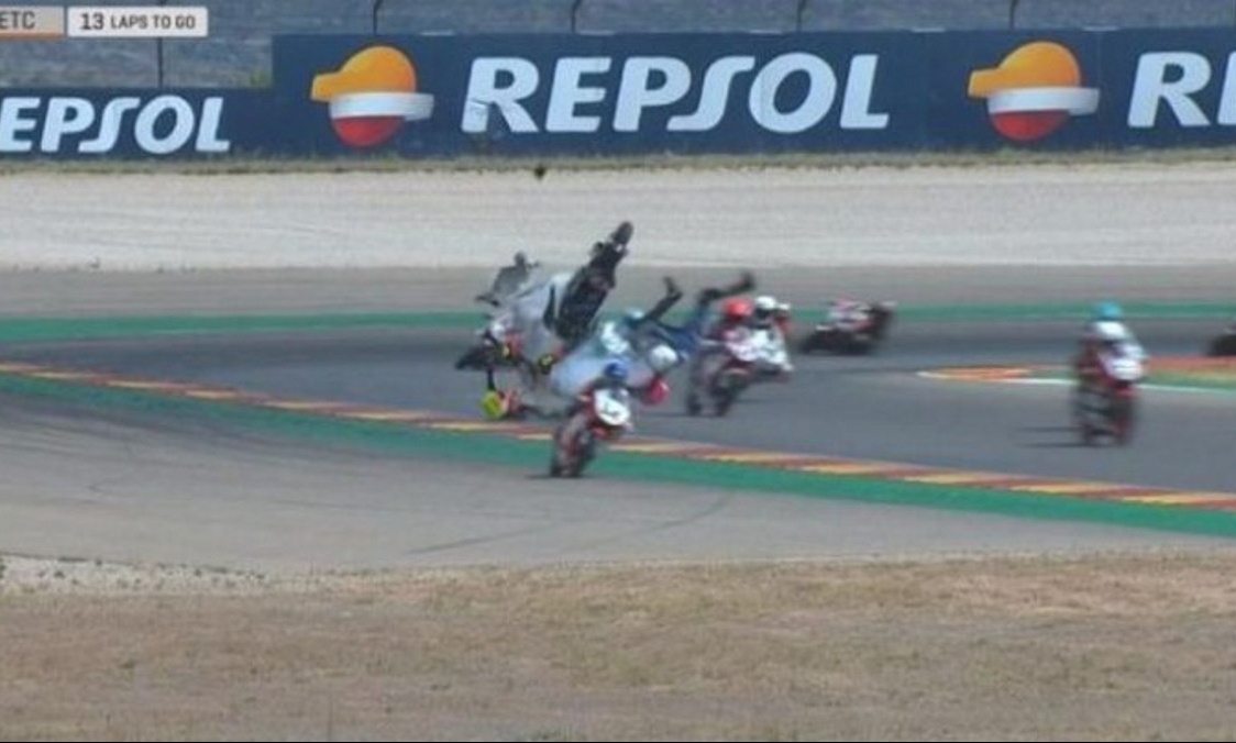 Θρήνος στον μηχανοκίνητο αθλητισμό με τον θάνατο 14χρονου κατά την διάρκεια αγώνα (video+photos)