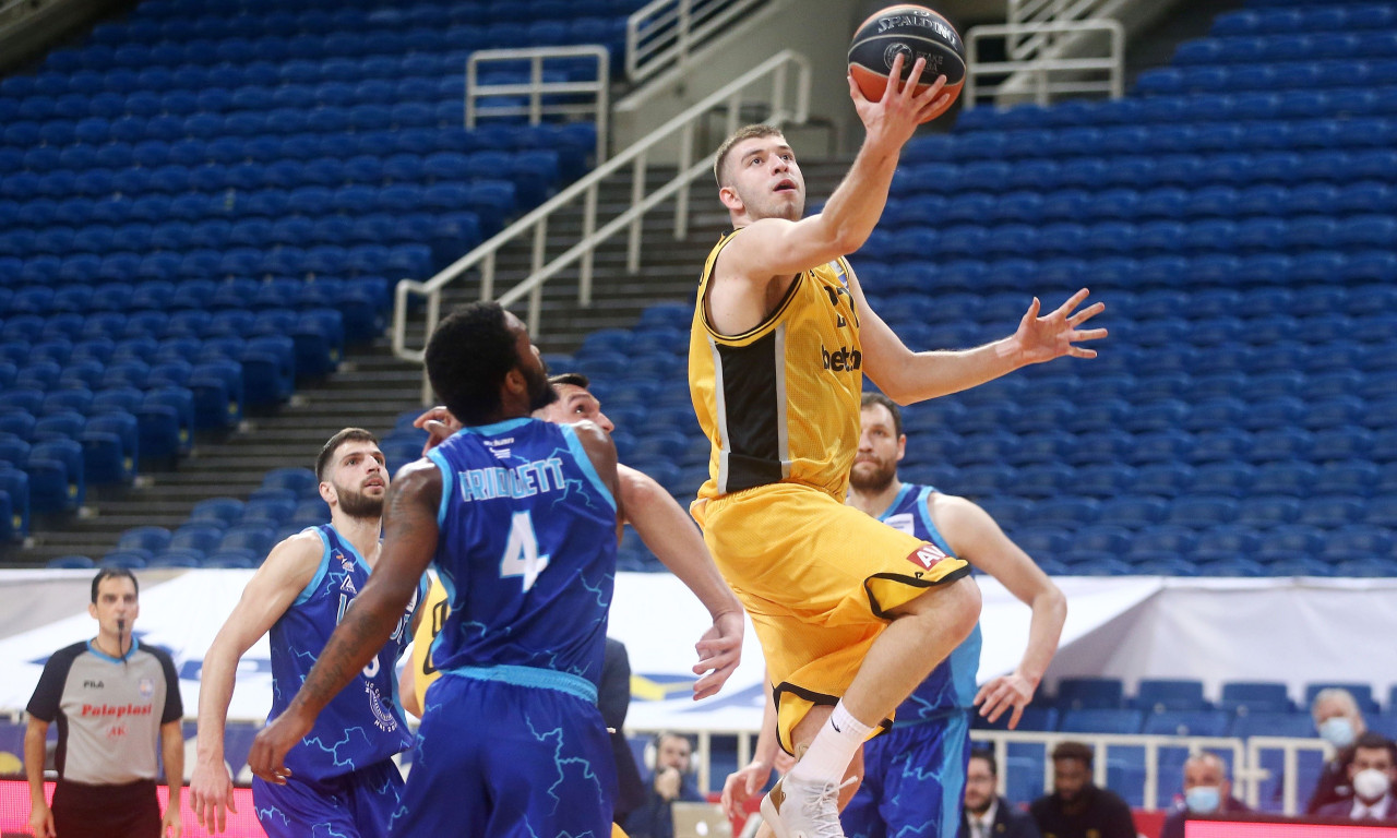 Προμηθέας: Ανακοινώνει τον Ρογκαβόπουλο!