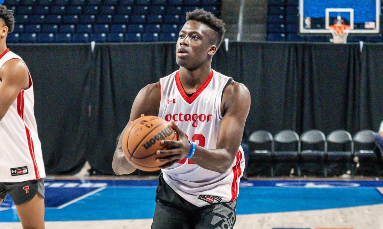 Αντετοκούνμπο: Στους Πέισερς πριν το ντραφτ