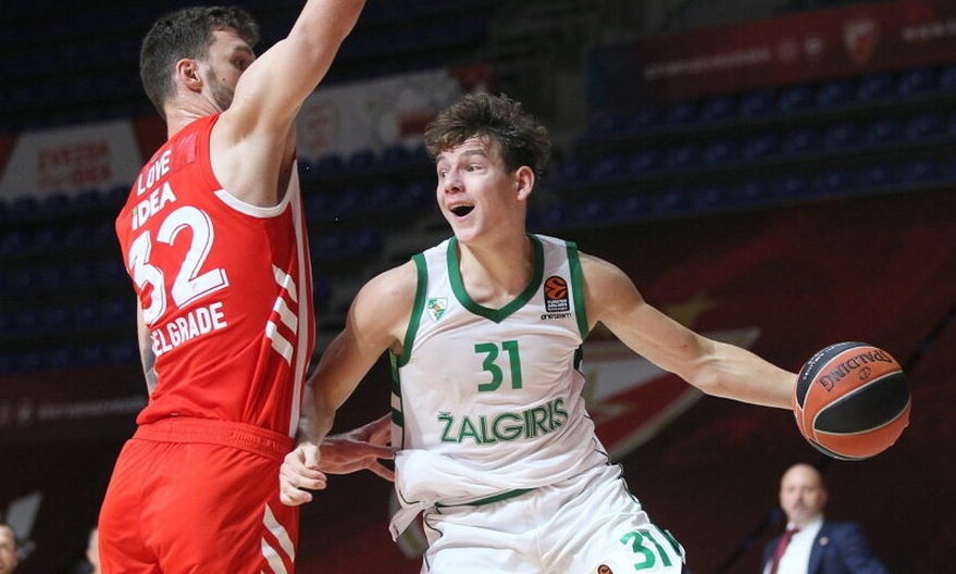 Γιοκουμπάιτις: Ψηφίζει «Μπλαουγκράνα» αντί NBA