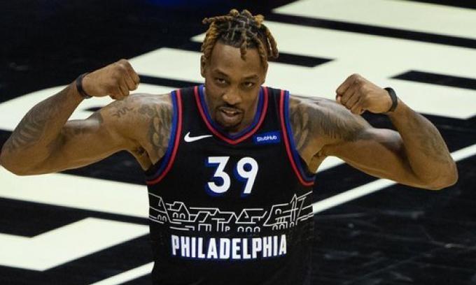 NBA: Κοντά στην επιστροφή στους Λέικερς ο Χάουαρντ