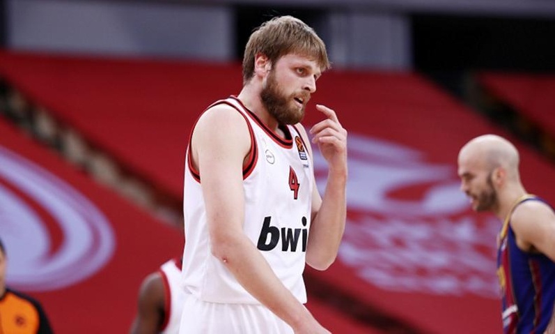 Επίσημο: Ανακοίνωσε Χαραλαμπόπουλο η Βενέτσια