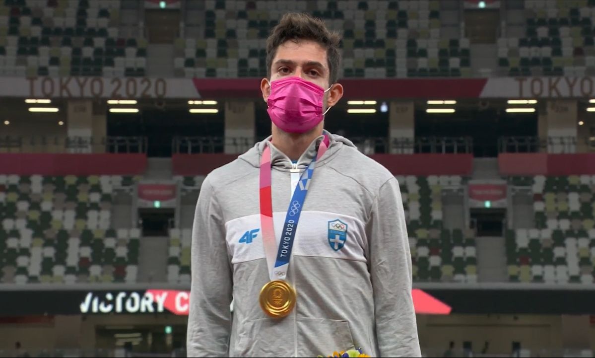 Ολυμπιακοί Αγώνες: Απονομή του χρυσού με συρτάκι για Τεντόγλου (videos)