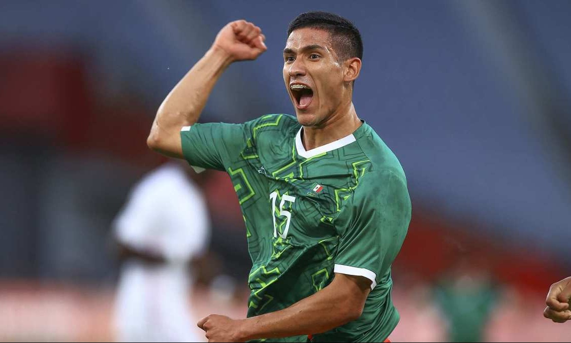 Ολυμπιακός: Ο Μεξικανός εξτρέμ που πρότεινε ο Καστίγιο (photos+video)