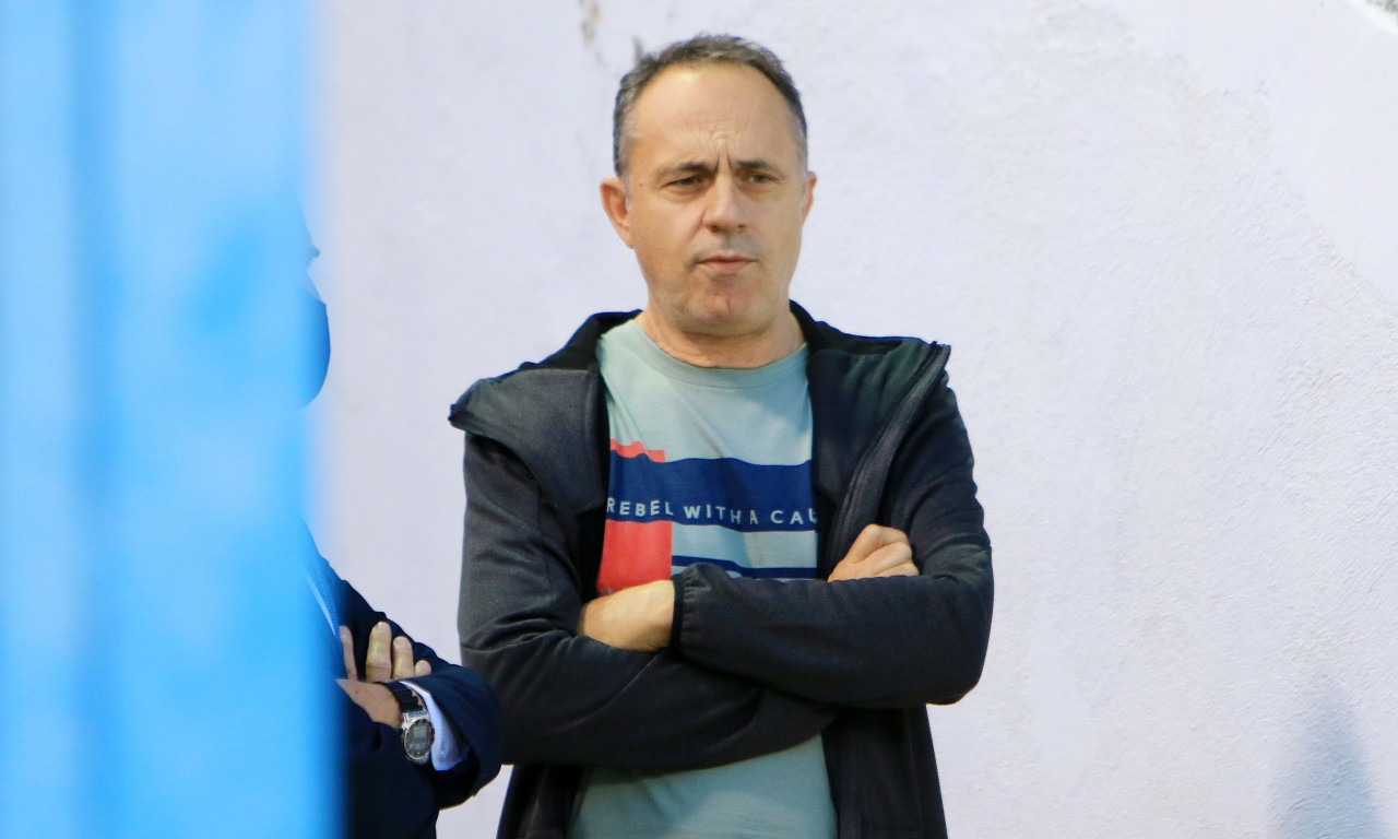 Παπαϊωάννου: «Υπάλληλος ο Καραπαπάς, ό,τι λέει τα γράφω στα παλιά μου τα παπούτσια»