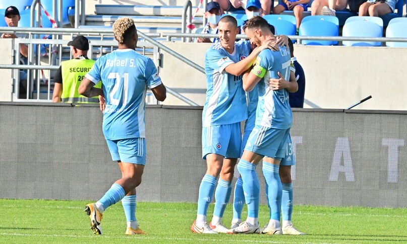 Σλόβαν Μπρατισλάβας: Νίκη πριν τον Ολυμπιακό (video)