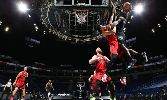 NBA: Απογειώθηκε ο Έντουαρντς στη rookie season του (video)