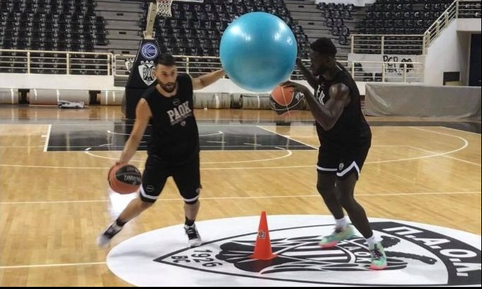 ΠΑΟΚ mateco: Ισορροπία και αντίδραση στη σημερινή προπόνηση