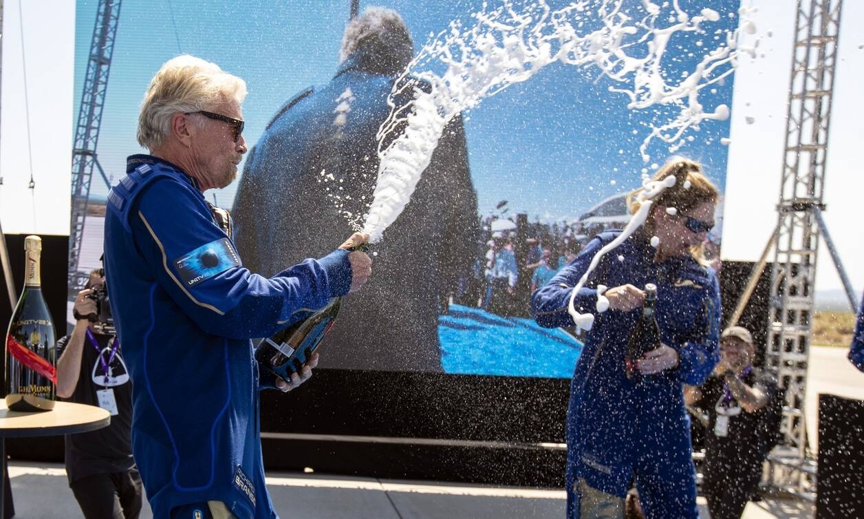 ΗΠΑ: Oι Αρχές καθηλώνουν τα διαστημόπλοια της Virgin Galactic - Έρευνα για την πτήση του Ιουλίου